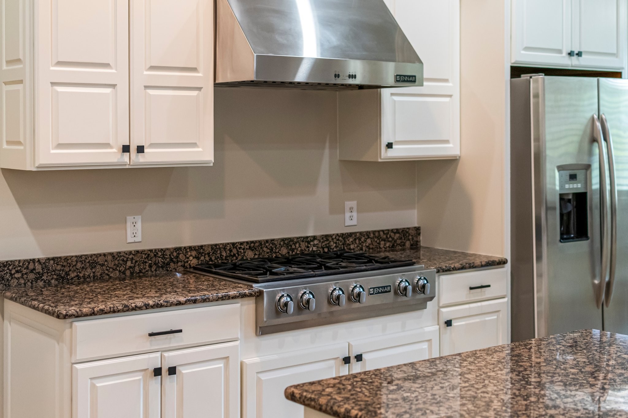 Brentwood, Tennessee 37027, United States, 5 Bedrooms Bedrooms, ,6 BathroomsBathrooms,Residential,Active,201165