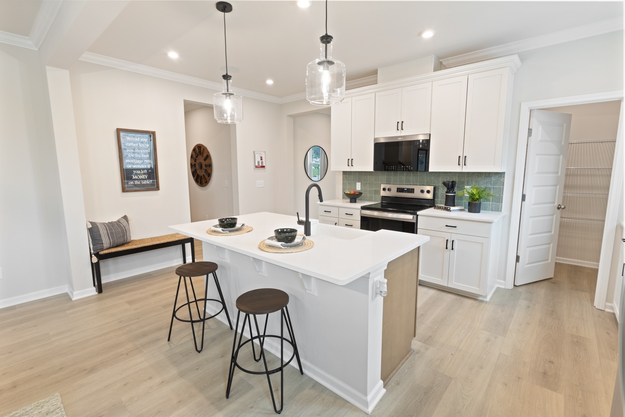 1021 Lionheart Dr