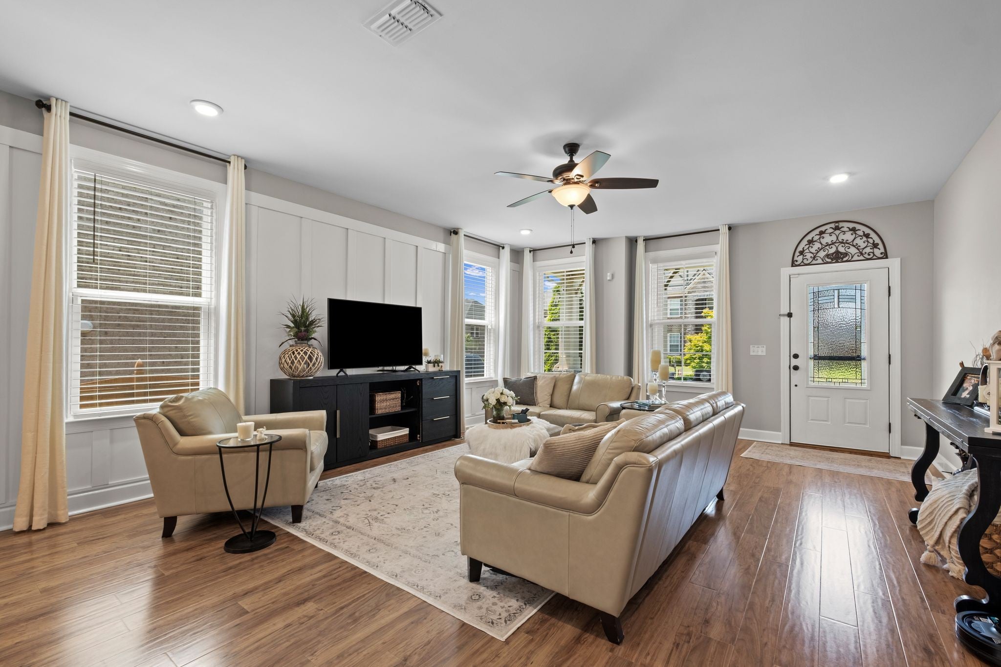5190 Giardino Dr