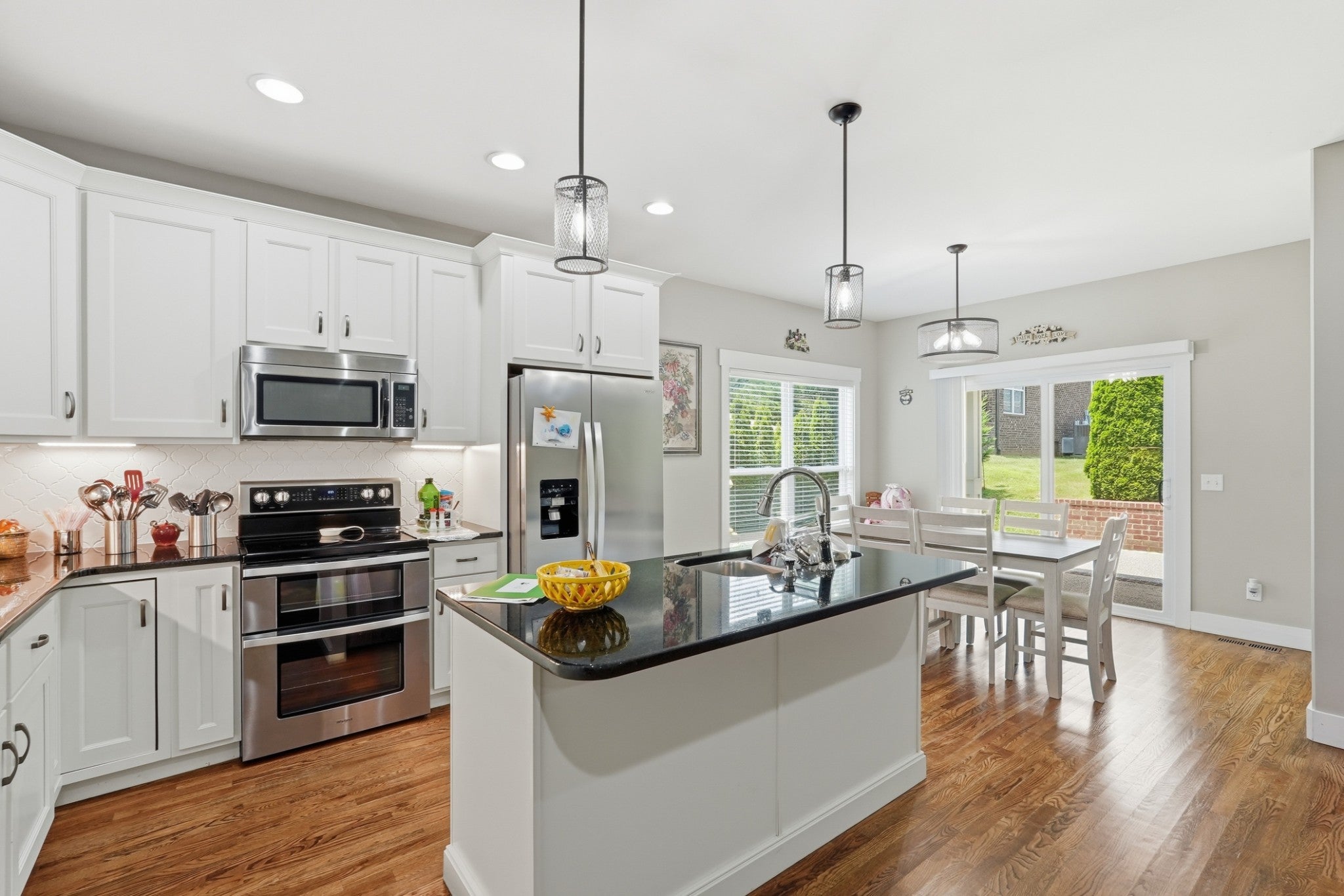 1115 Cross Pointe Dr