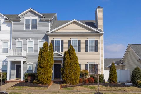 2165 Gold Valley Dr Murfreesboro TN 37130