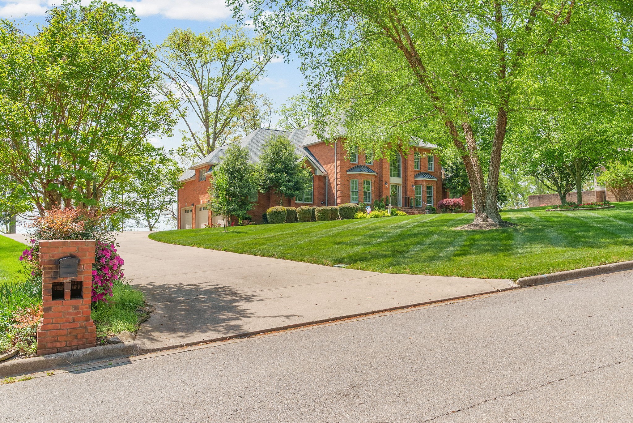 2070 Queens Bluff Way