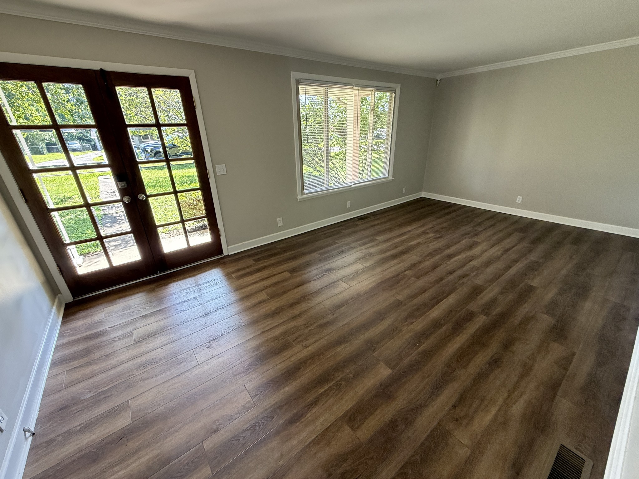 118 Rebecca Dr