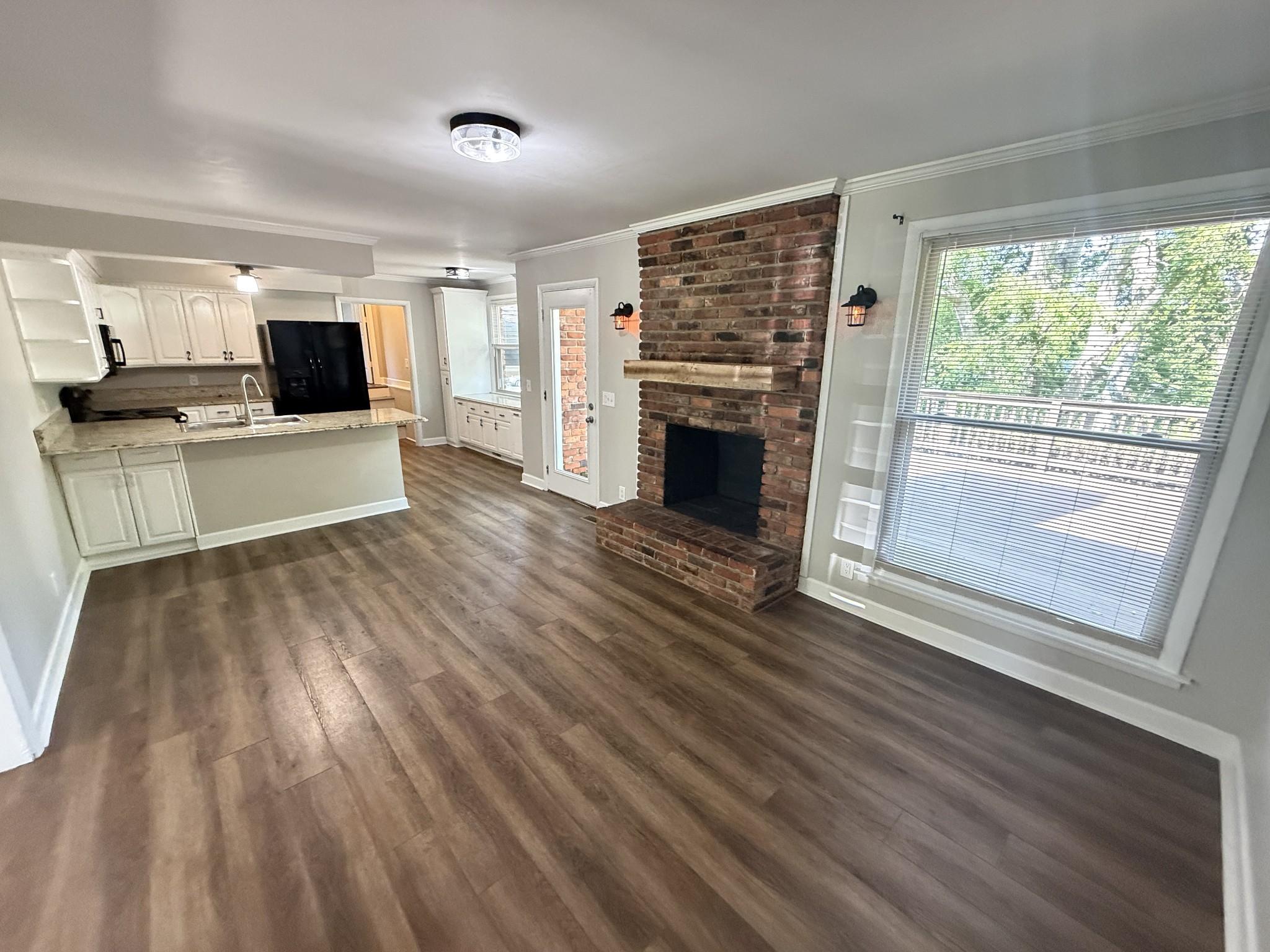 118 Rebecca Dr