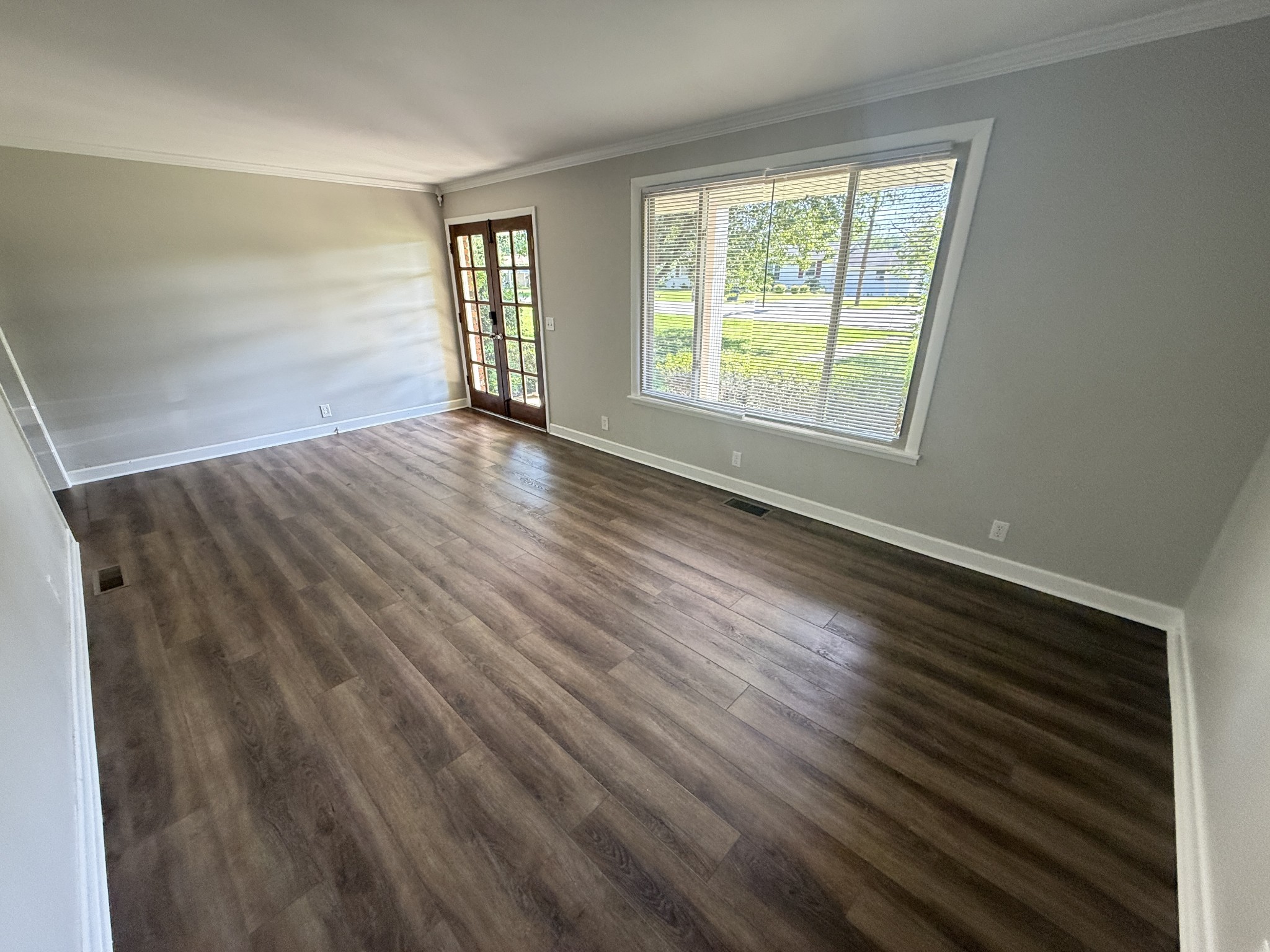 118 Rebecca Dr