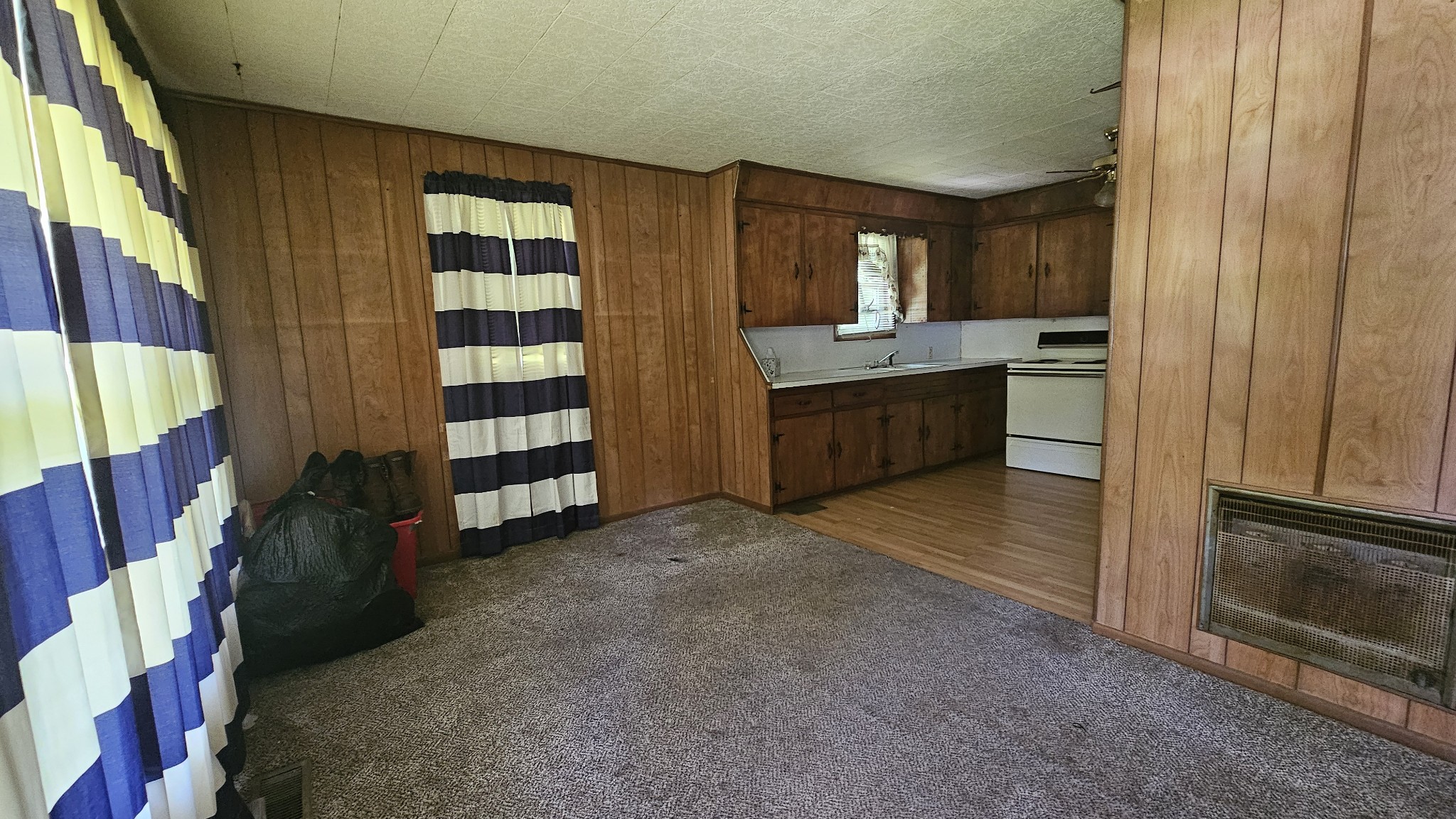 153 Cooper Rd