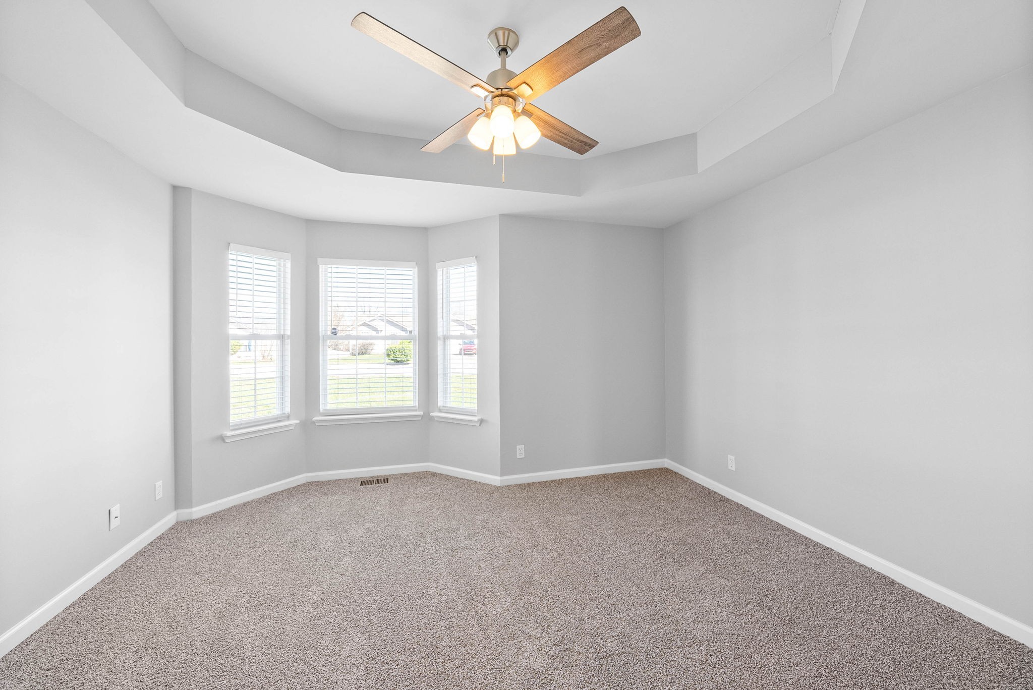 Clarksville, Tennessee 37042, United States, 3 Bedrooms Bedrooms, ,2 BathroomsBathrooms,Residential,Active,98820