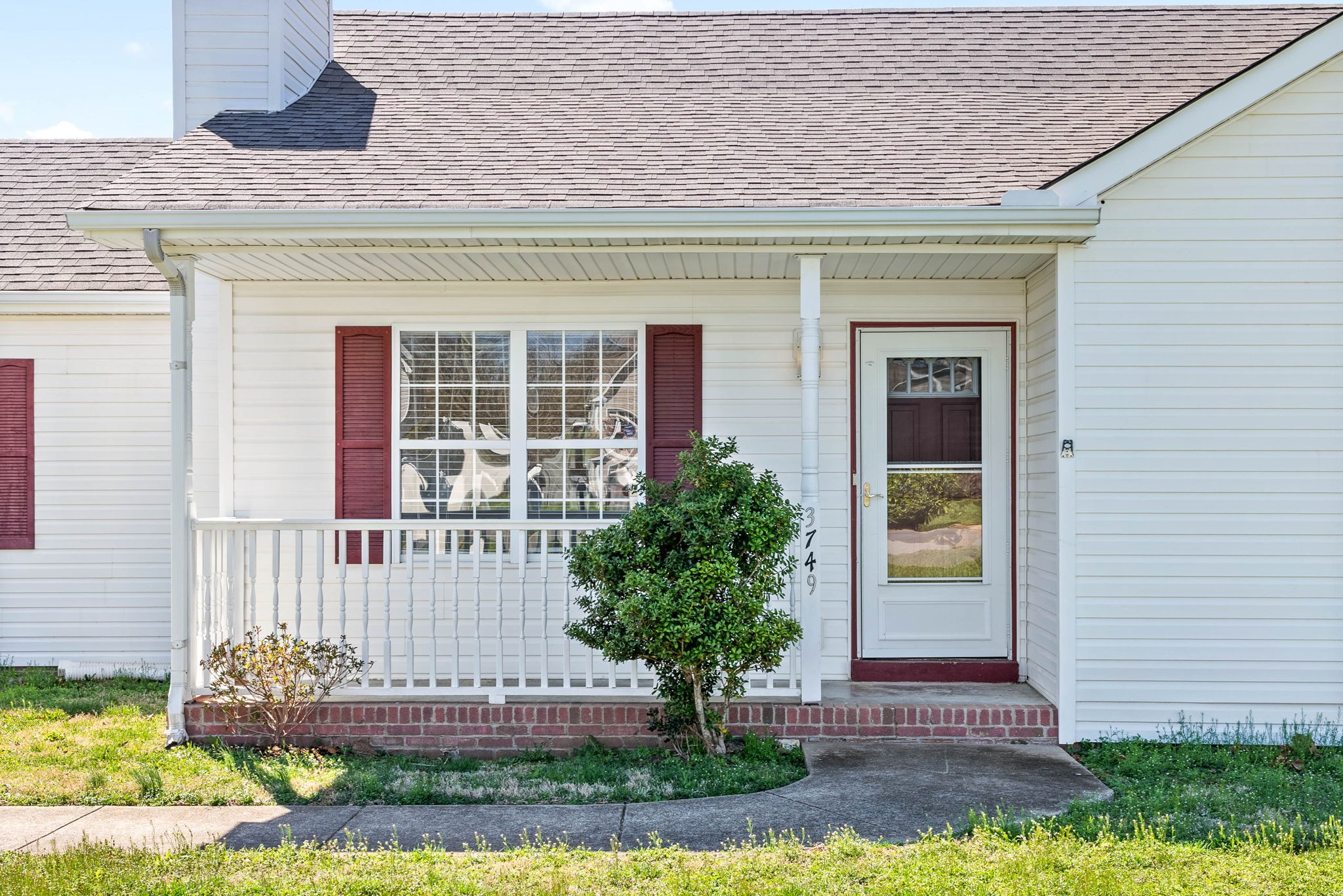 Clarksville, Tennessee 37042, United States, 3 Bedrooms Bedrooms, ,2 BathroomsBathrooms,Residential,Active,98820