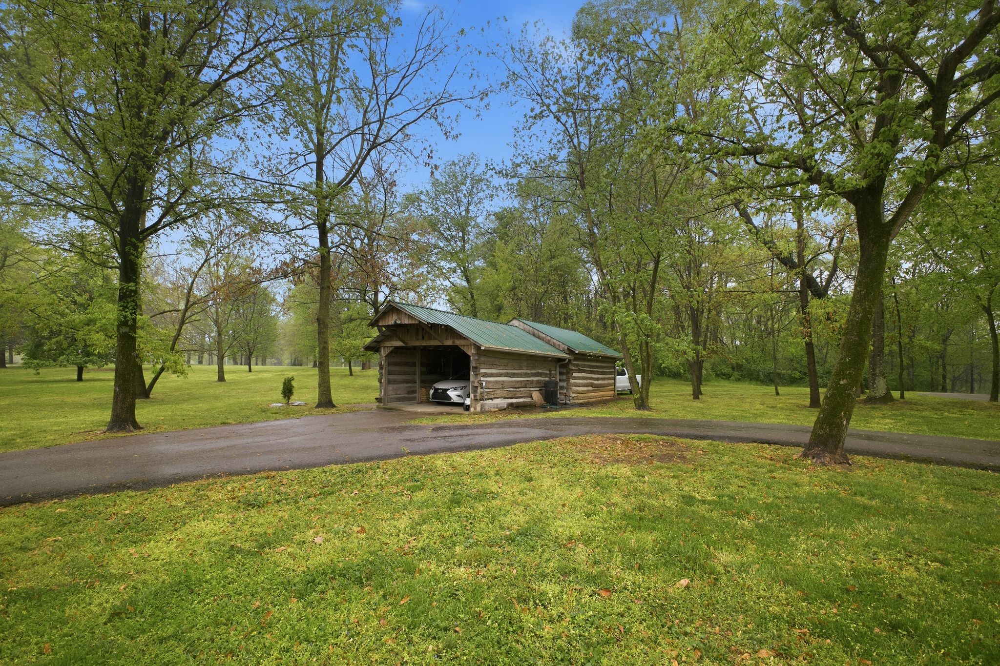 Mount Pleasant, Tennessee, 38474, United States, 3 Bedrooms Bedrooms, ,4 BathroomsBathrooms,Residential,Active,2036028