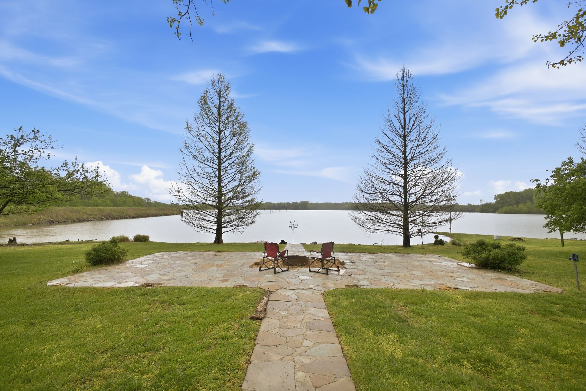 Mount Pleasant, Tennessee, 38474, United States, 3 Bedrooms Bedrooms, ,4 BathroomsBathrooms,Residential,Active,2036028