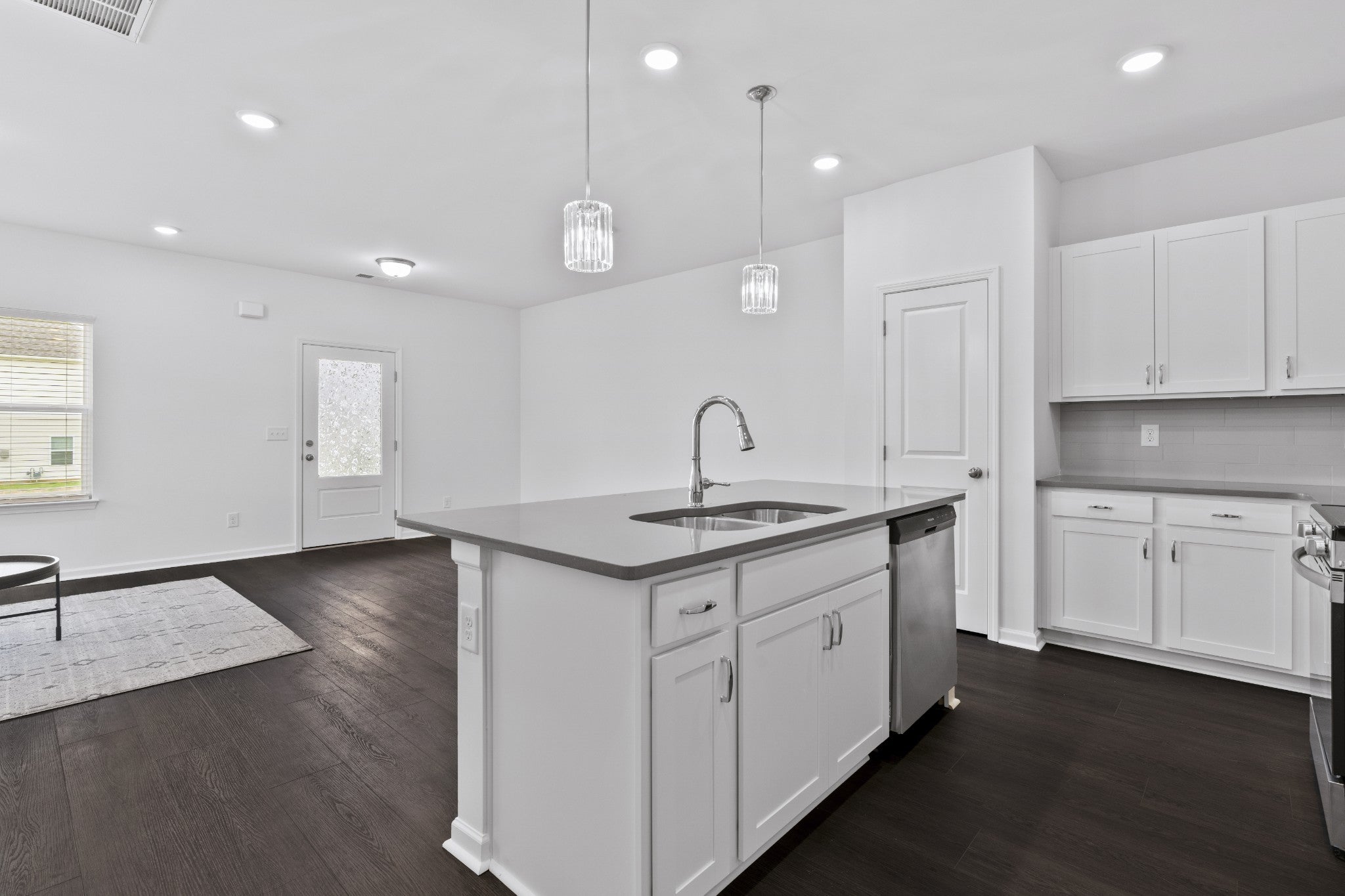 350 Canonbury Dr