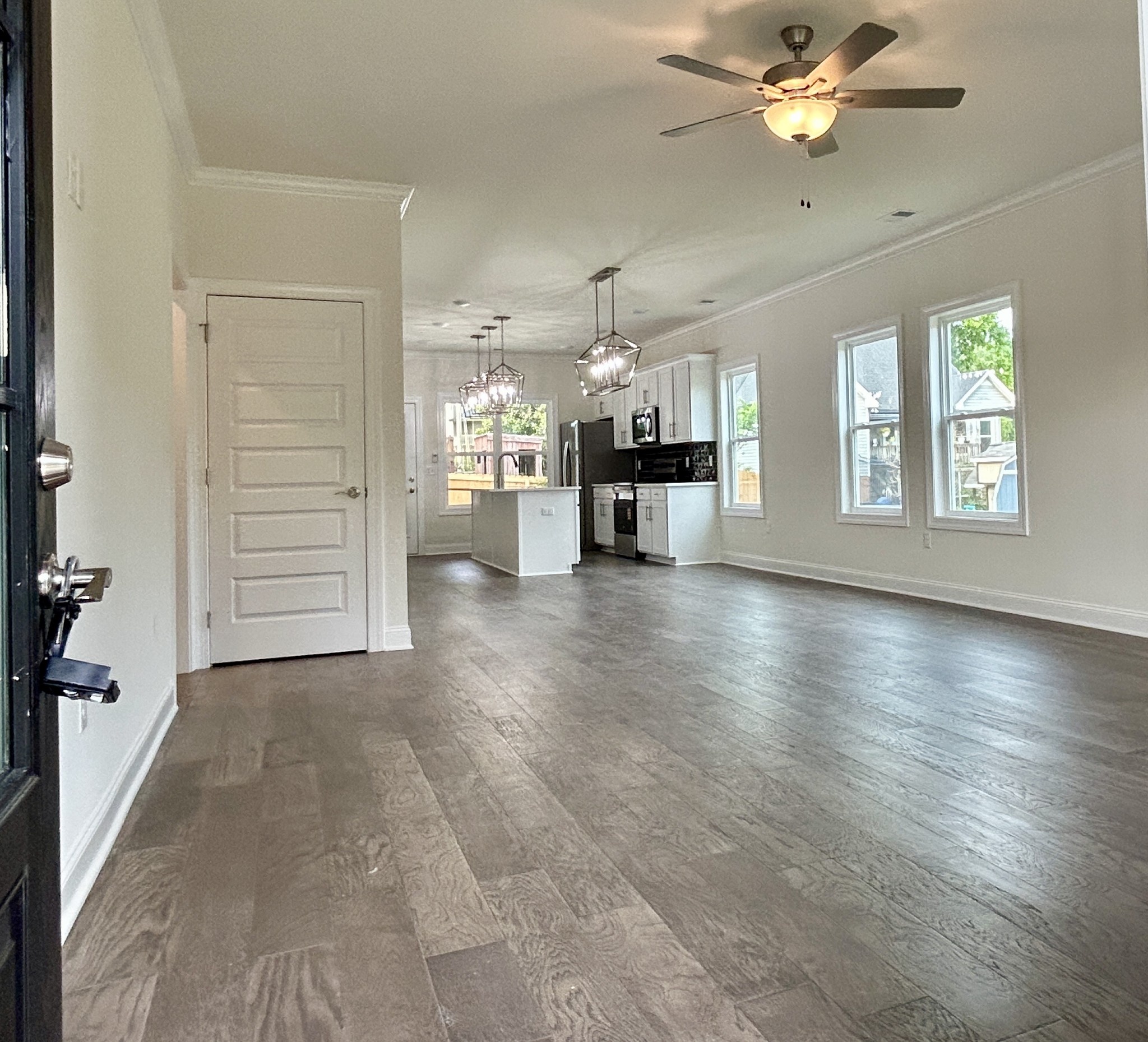 115 Saint Michaels Ln