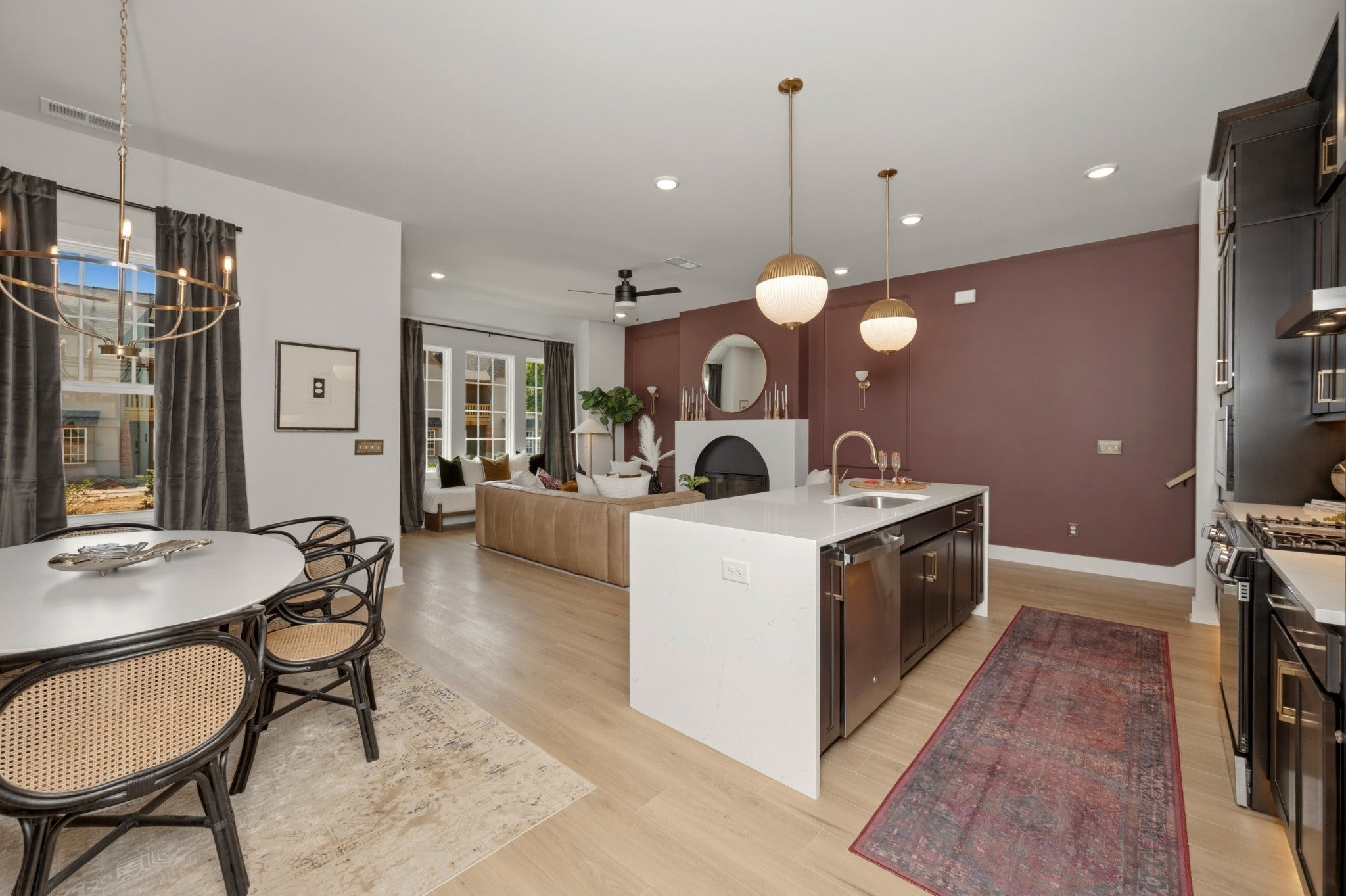 270 Huron Dr