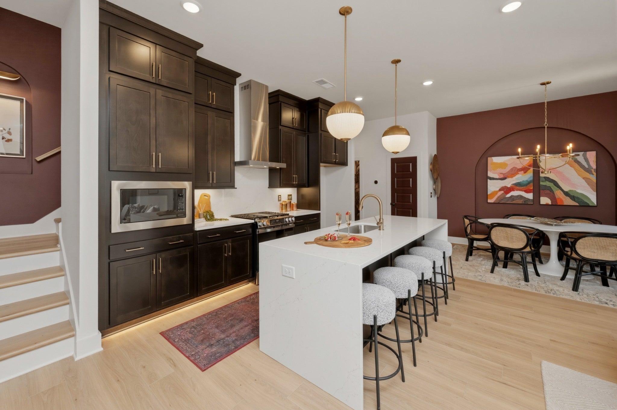 270 Huron Dr