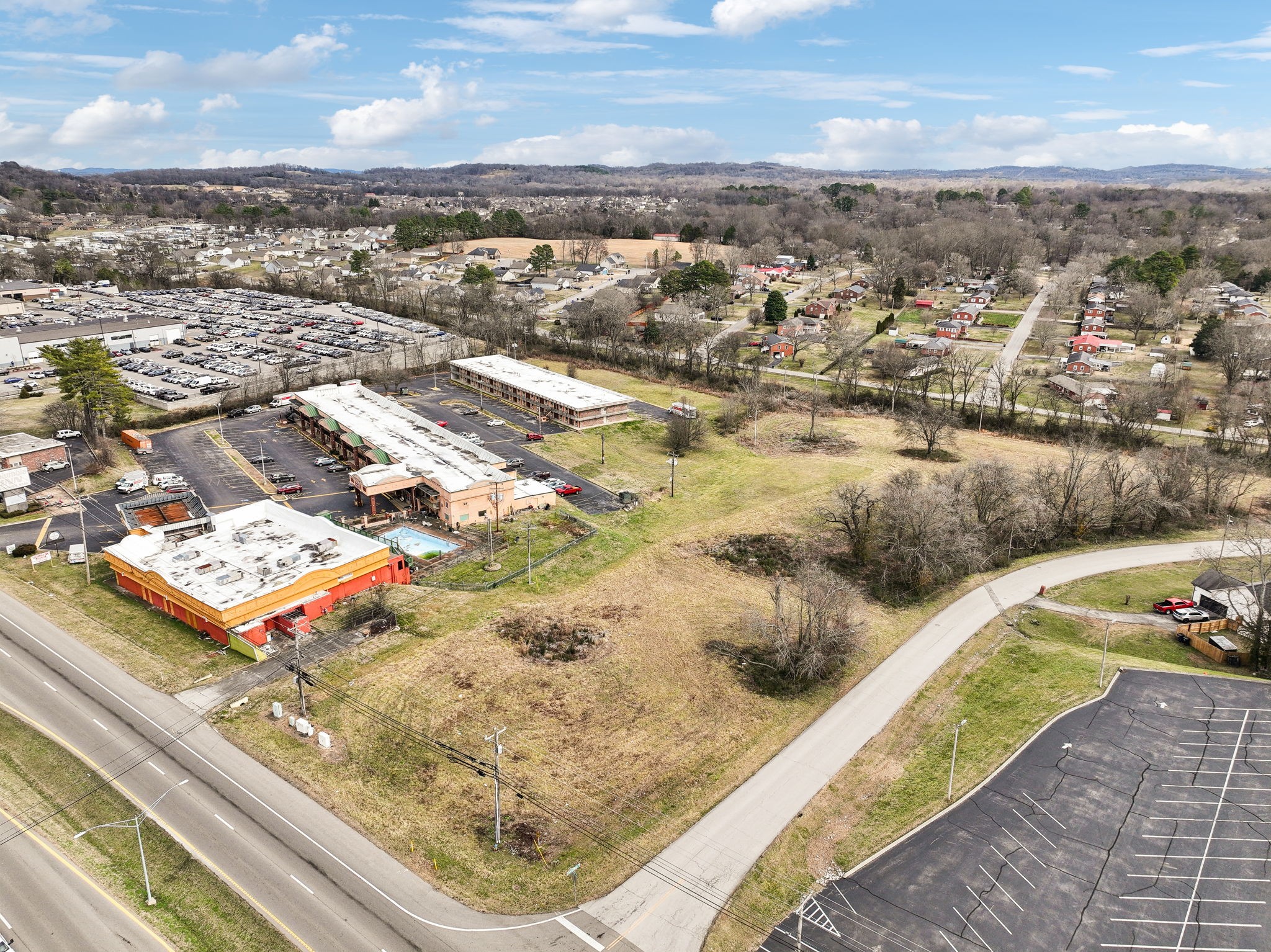 1208 Nashville Hwy