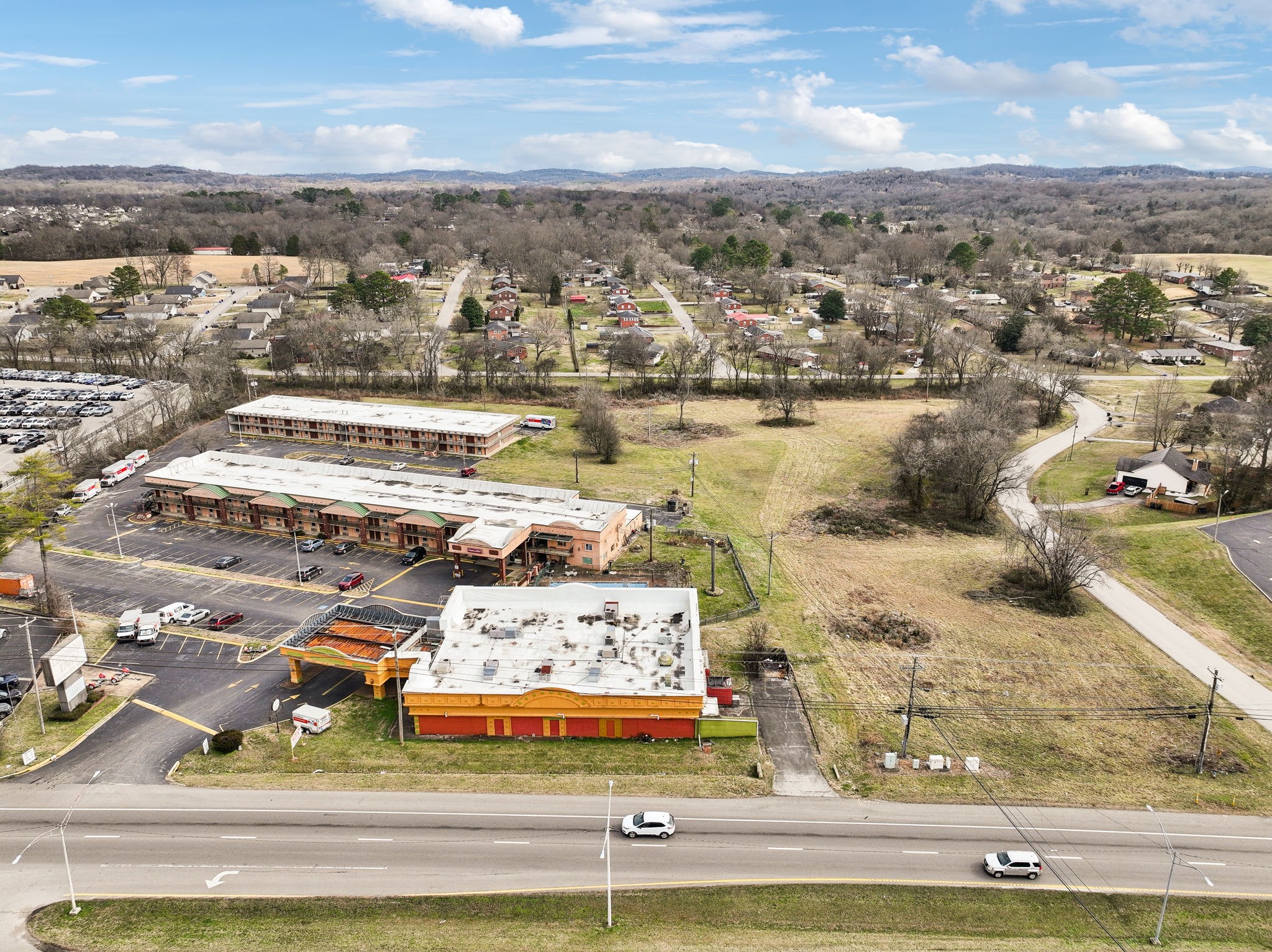 1208 Nashville Hwy