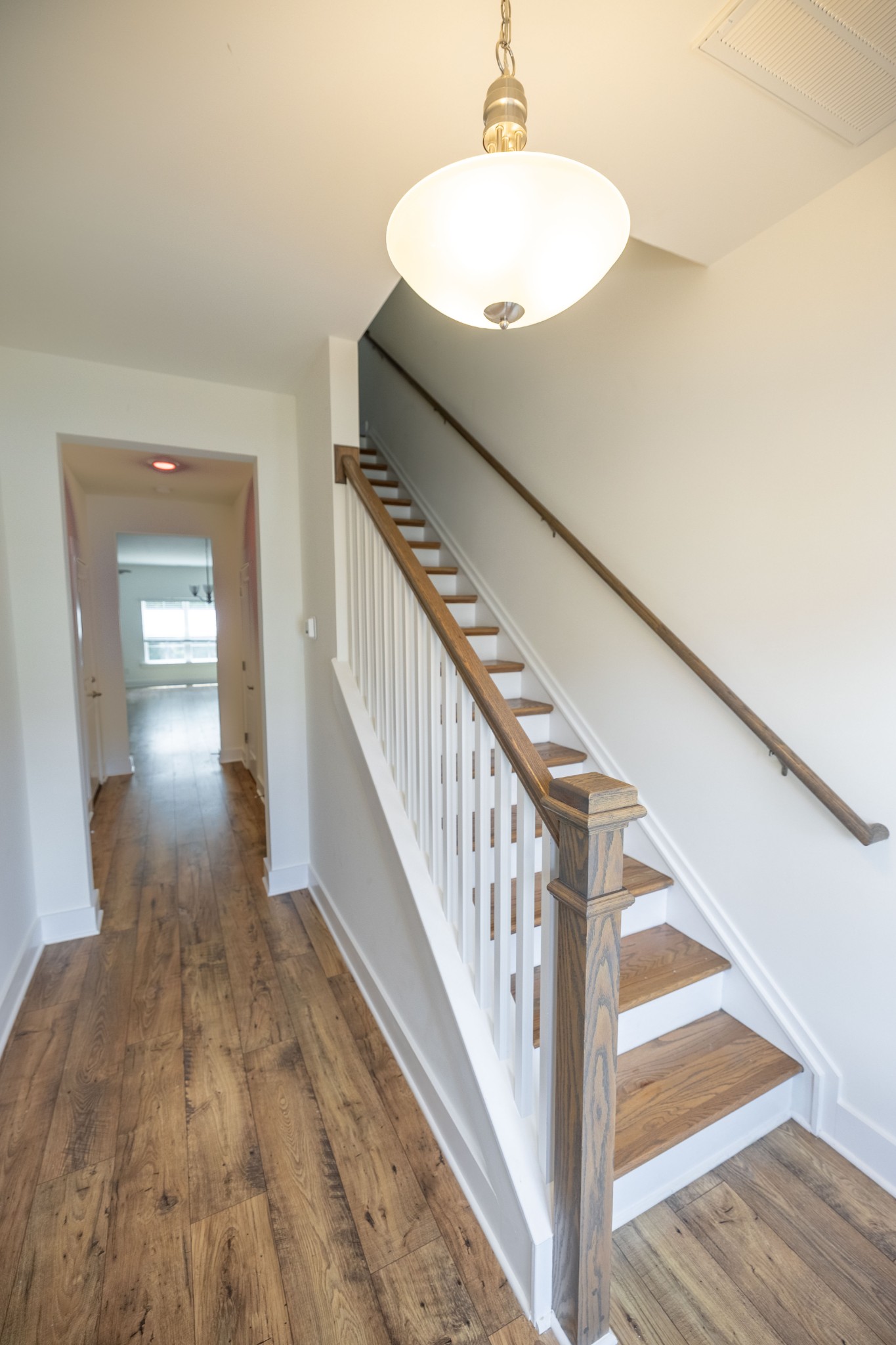 1055 Sweetleaf Dr
