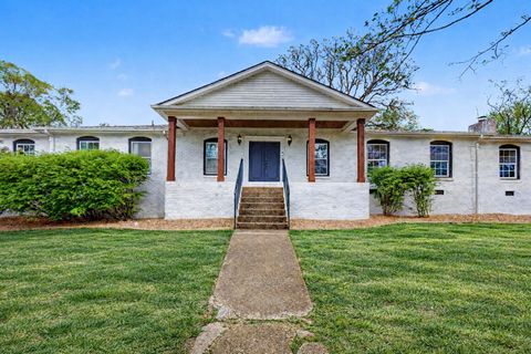 463 Walton Ferry Rd Hendersonville TN 37075