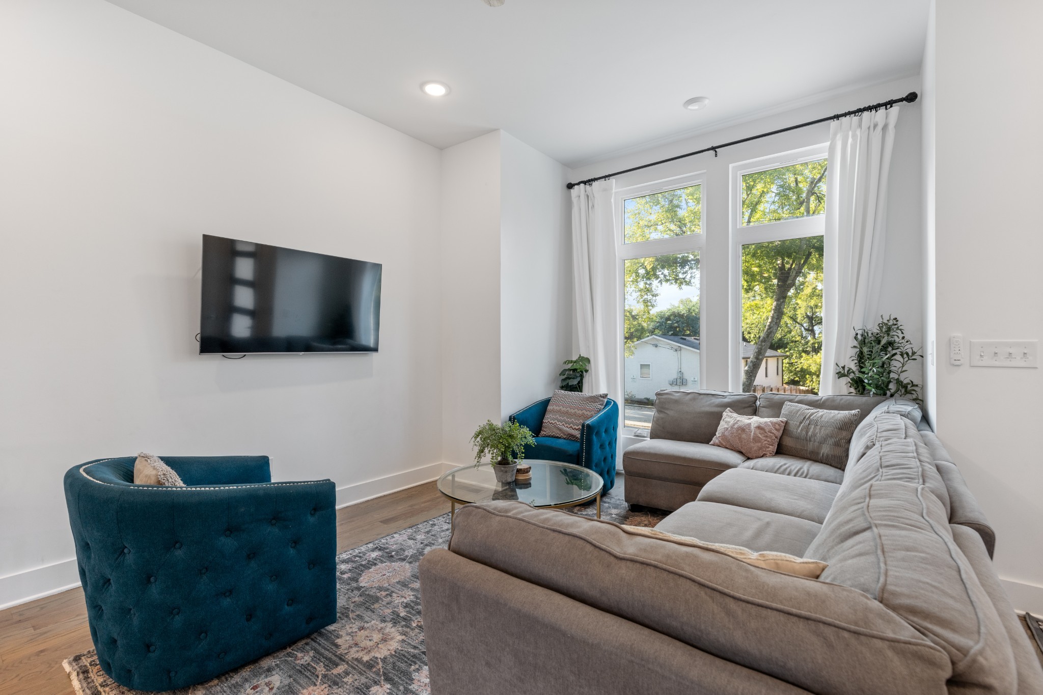201 Prince Ave A