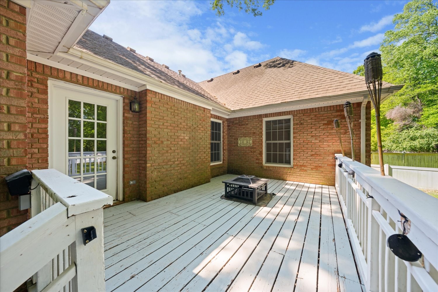 113 Brookview Ct
