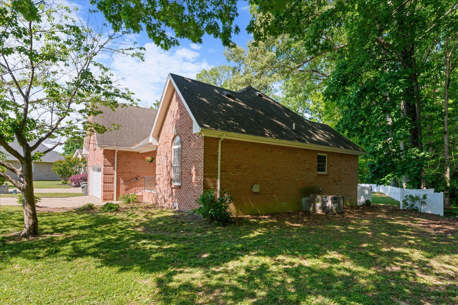 113 Brookview Ct