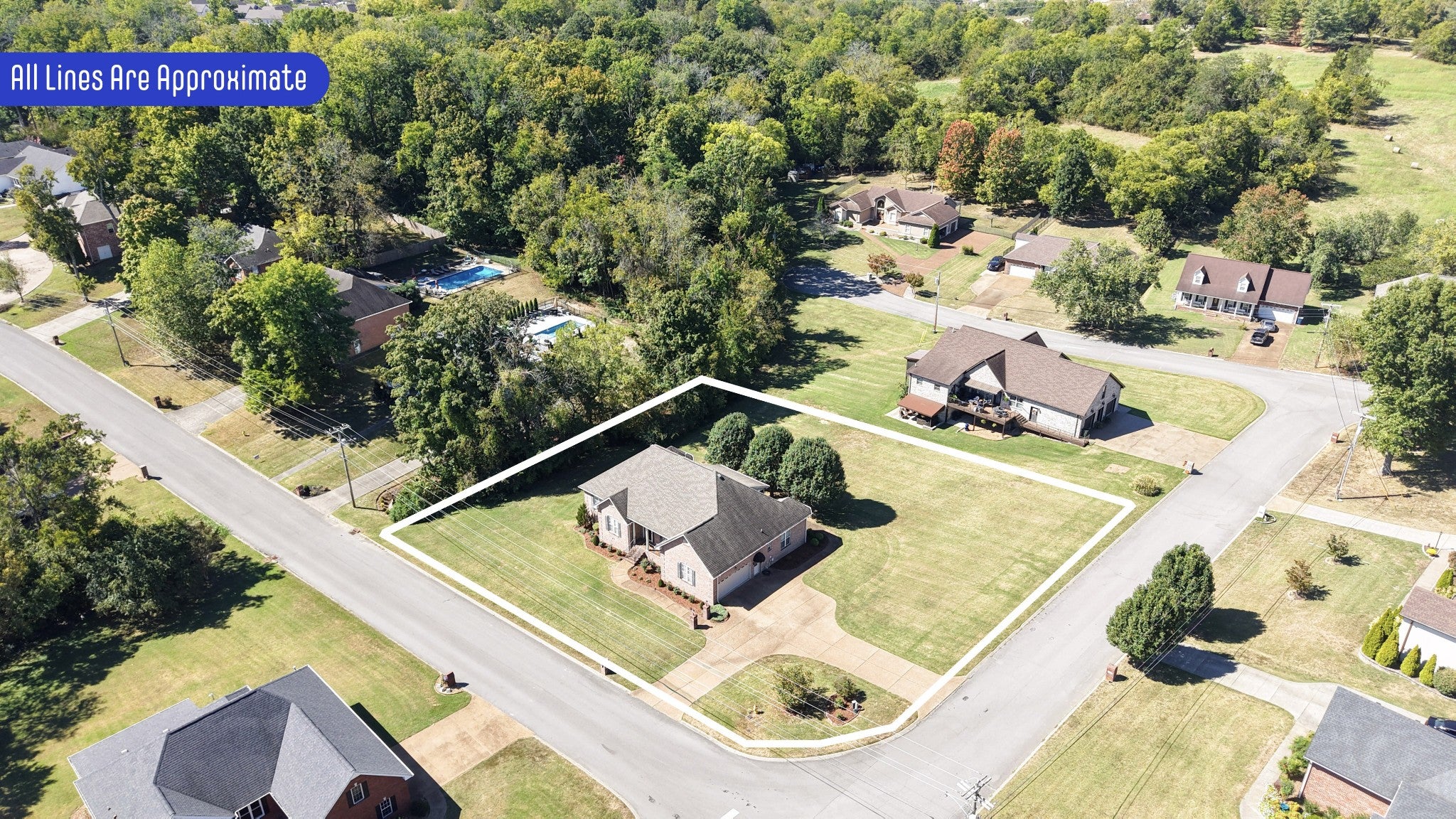 340 Woodlands Dr