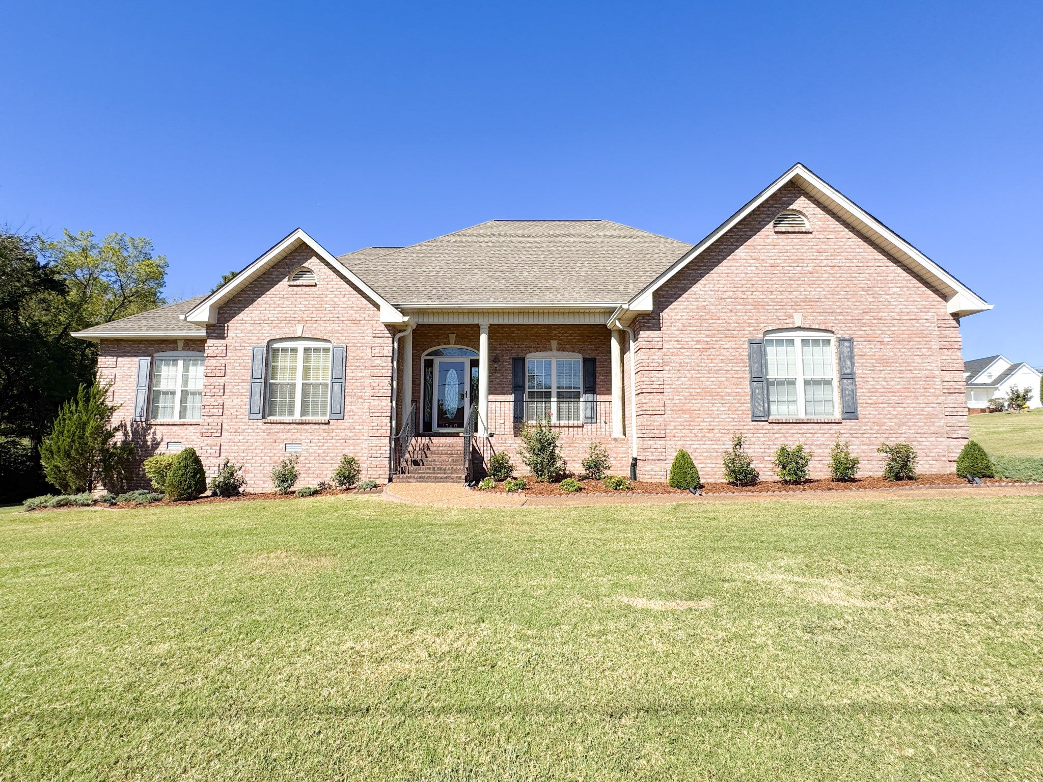 340 Woodlands Dr