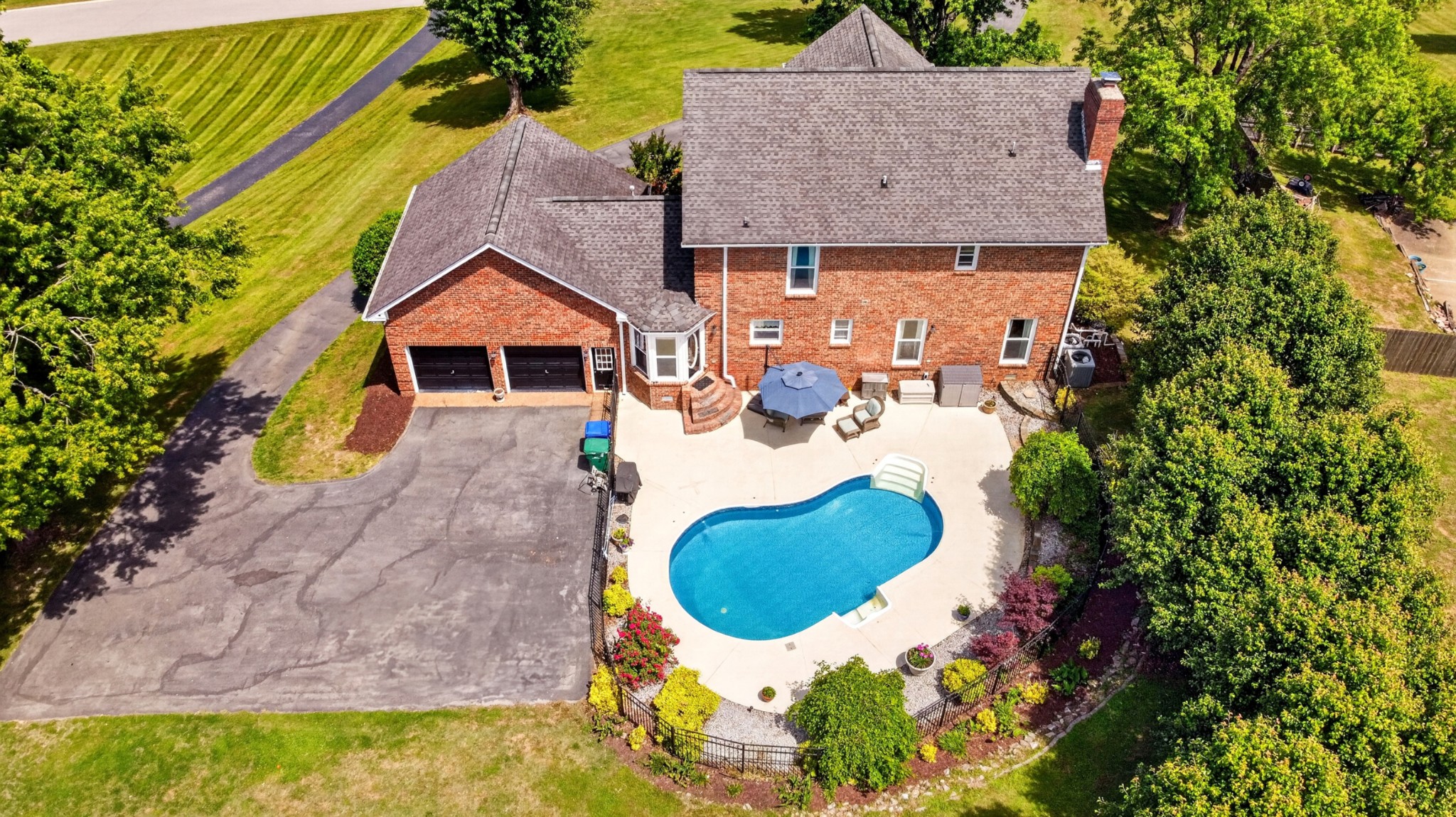 1103 Gleaves Glen Dr