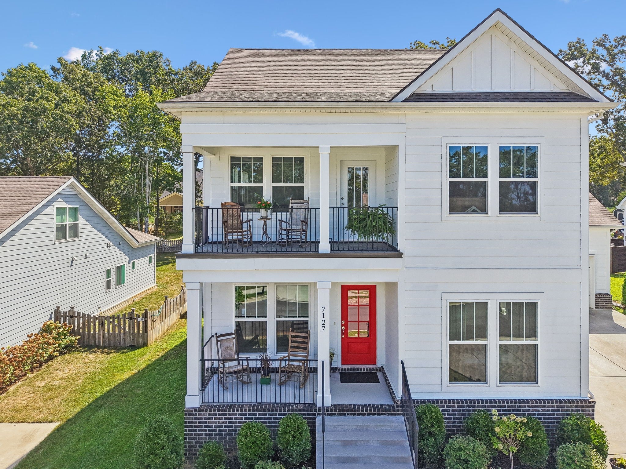 4-bed listing at 7127 Pepper Tree Cir, Fairview