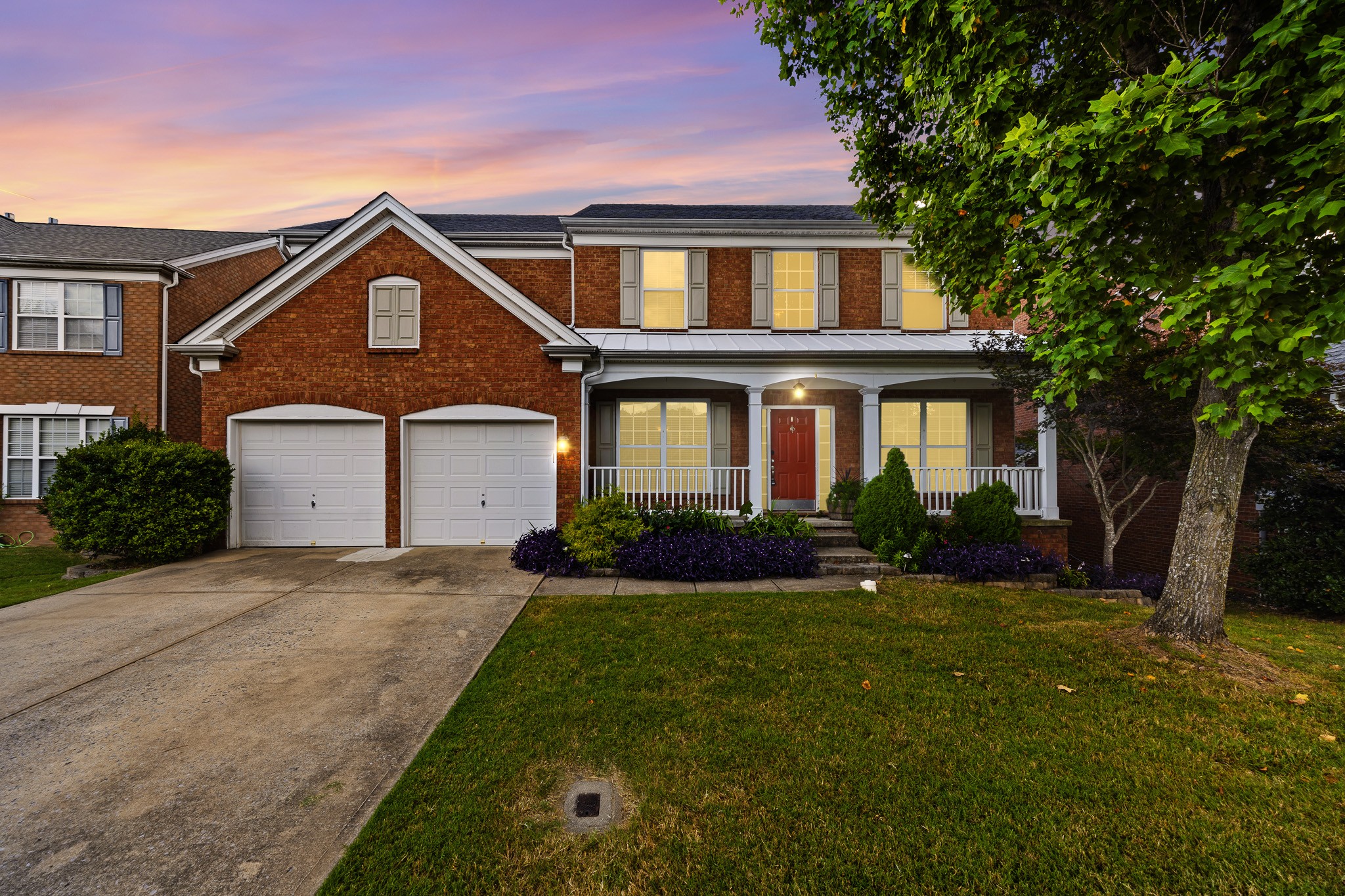 9738 Northfork Dr