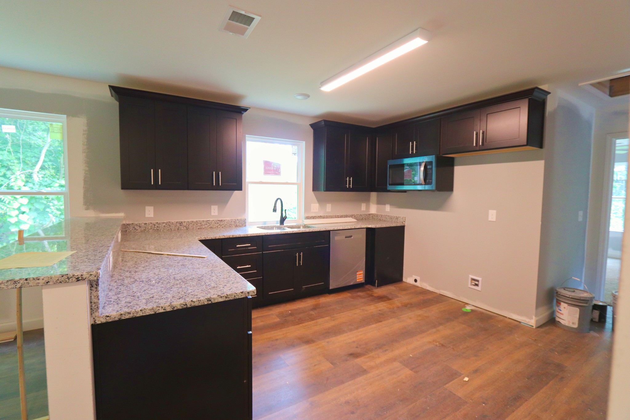 206 Sunset Dr