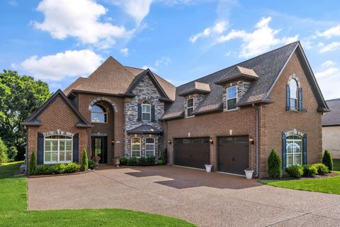 Photo of 1549 Eden Rose Pl E, Nolensville, TN 37135 (MLS # 3168553)