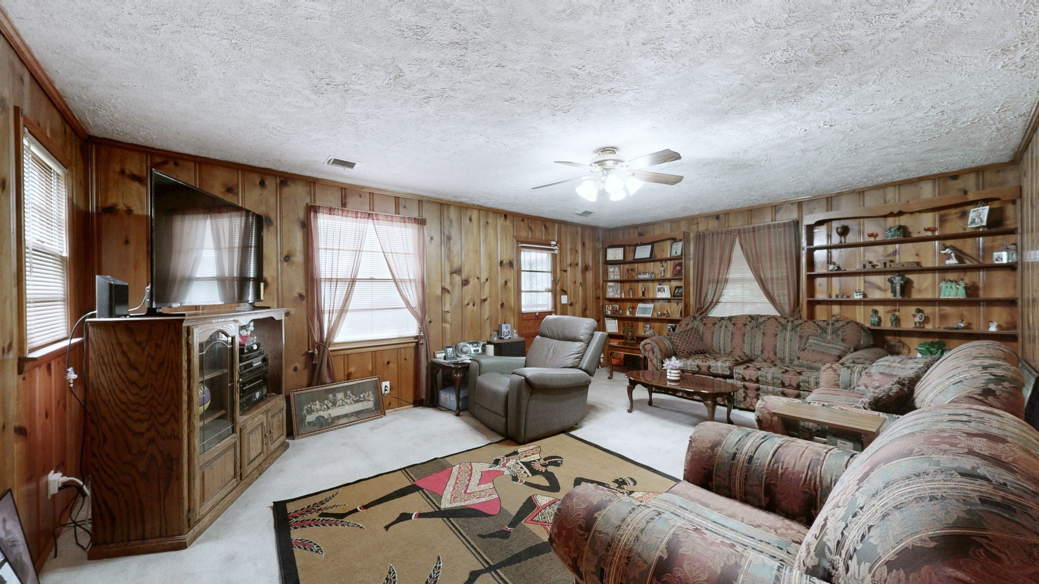 1223 Westchester Dr