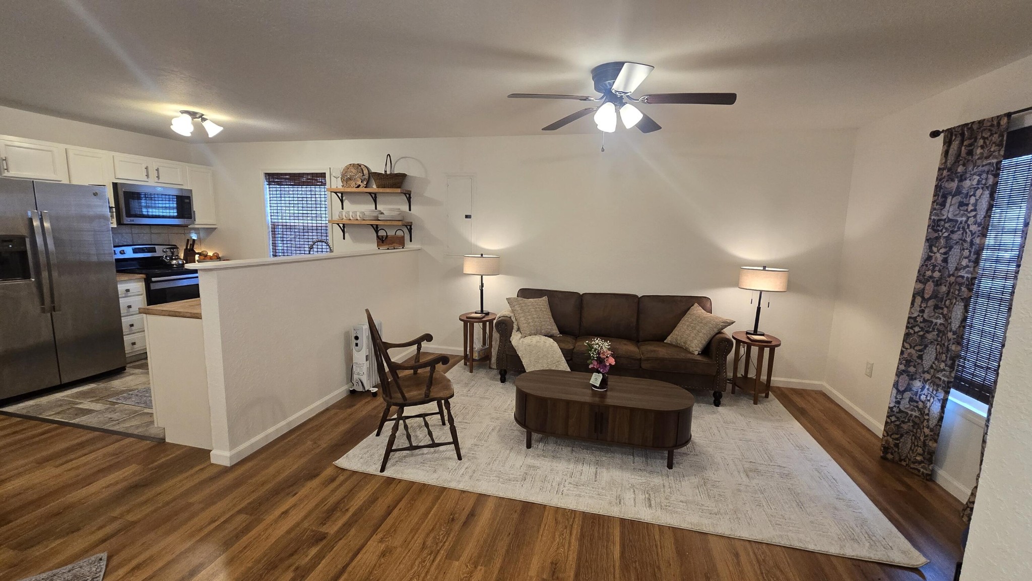 83 Robin Hill Rd B Road