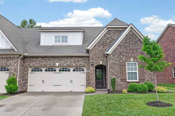 906 MEADOWCREST WAY, LEBANON, TN 37090 - Image 42093e8a008bbb3a1d1e84fddd832d27/1759651948