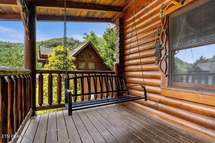 3143 Smoky Ridge Way