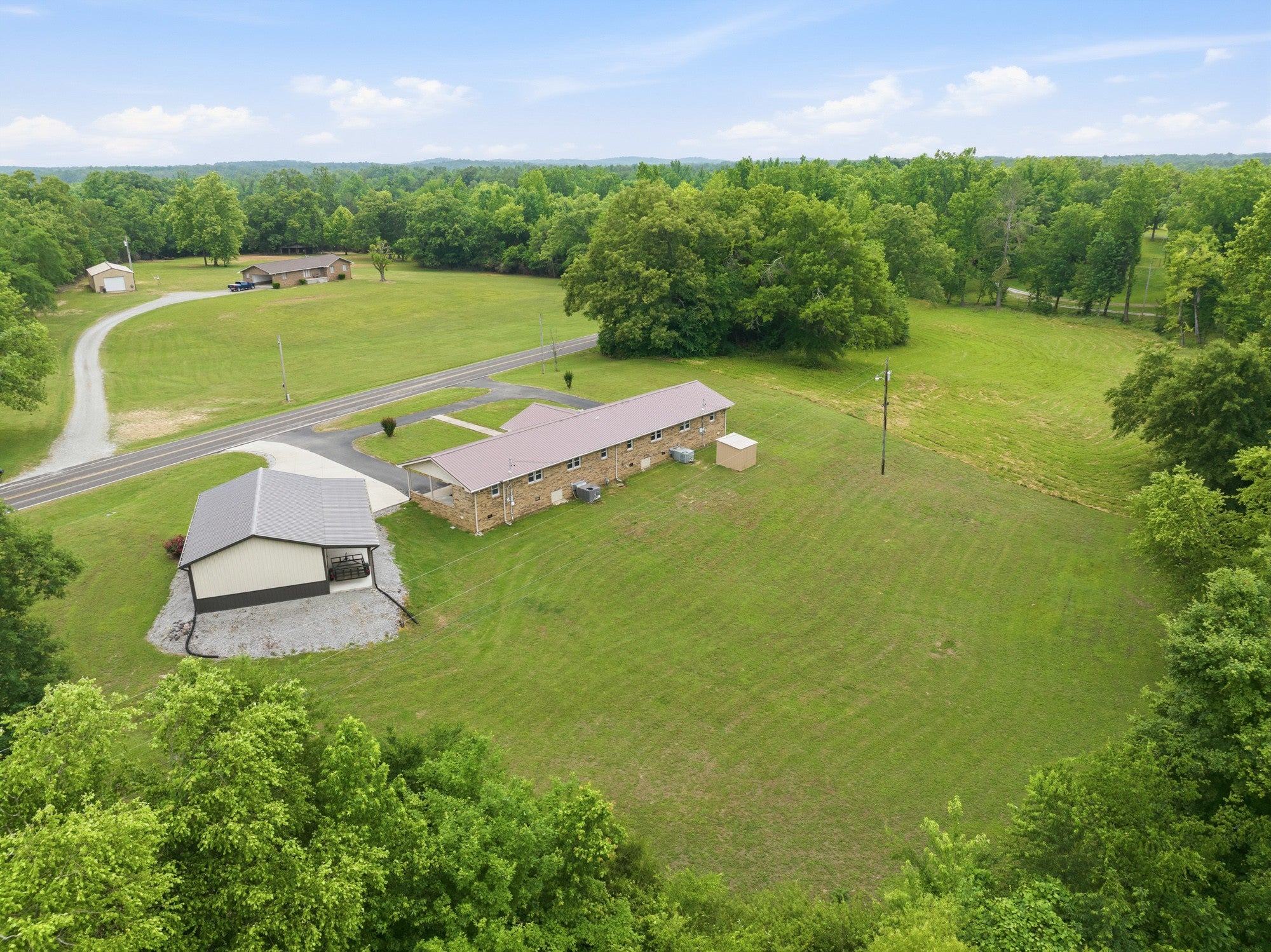 944 Brooksie Thompson Rd