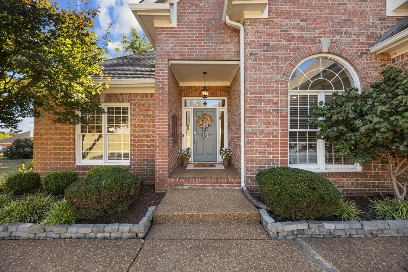 2601 Thames Ct