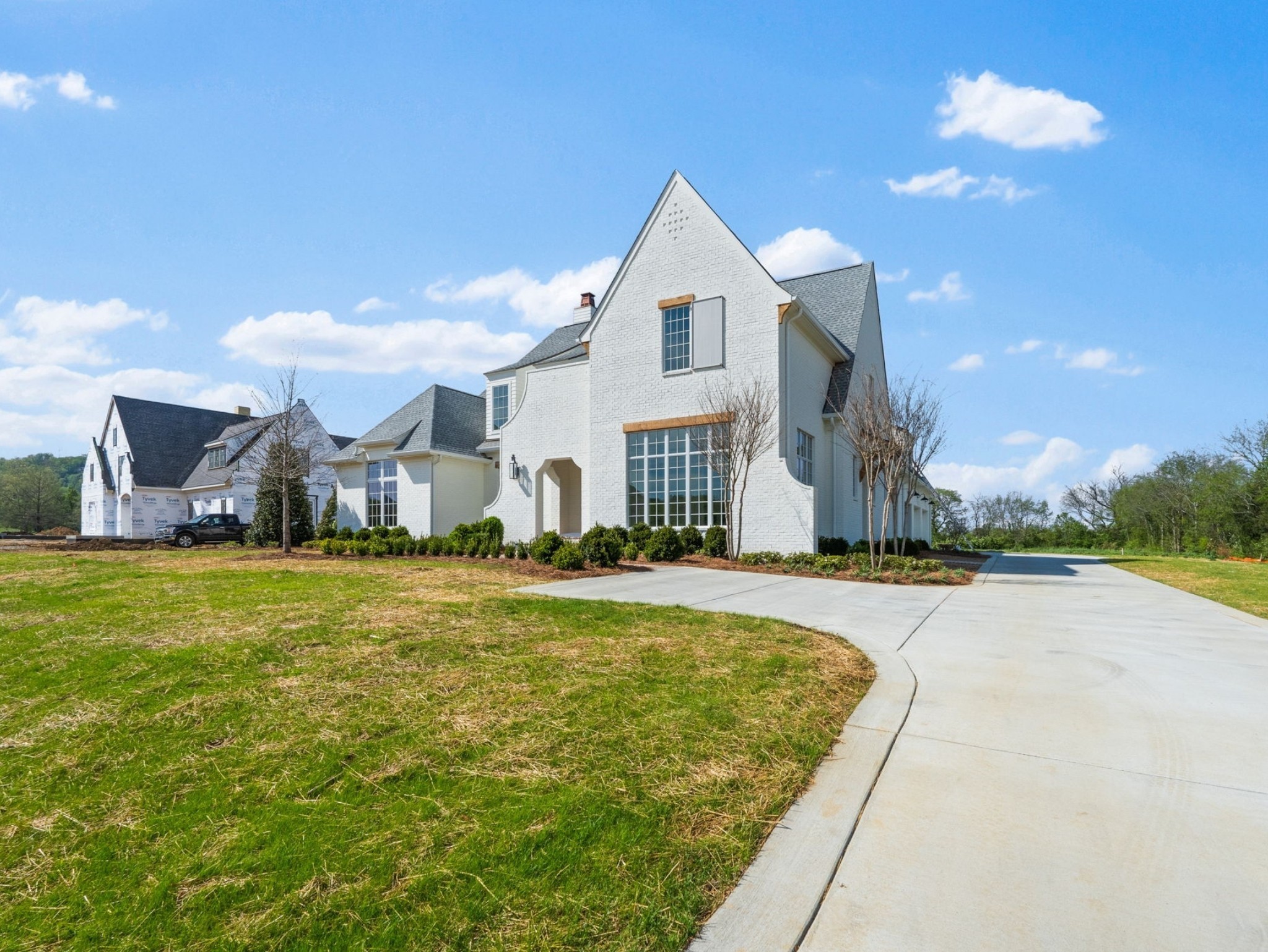6034 Frazier Park Ln