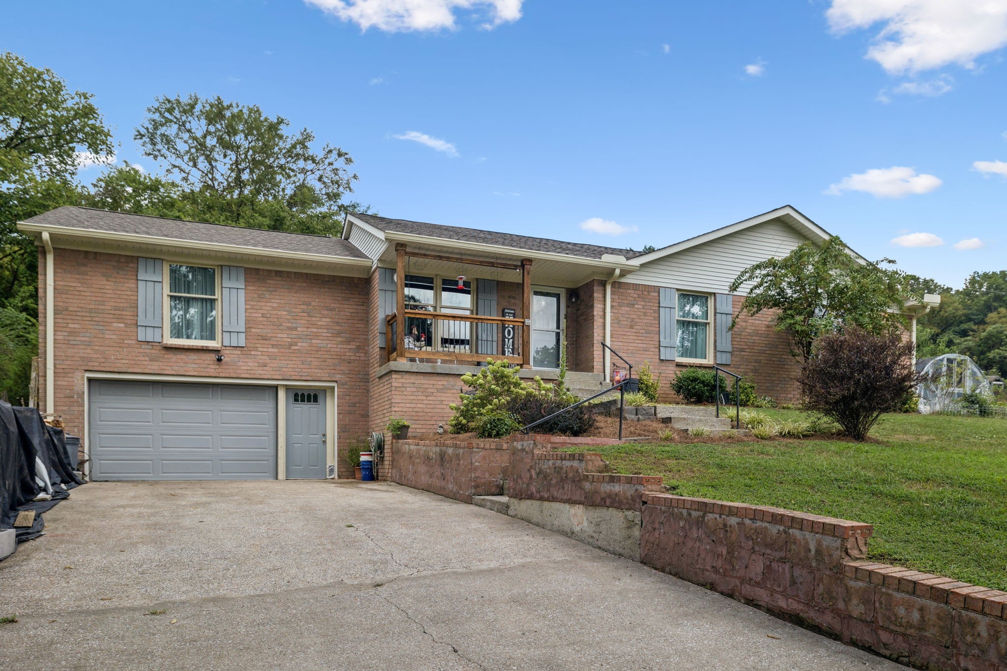 255 Saint Marys Rd