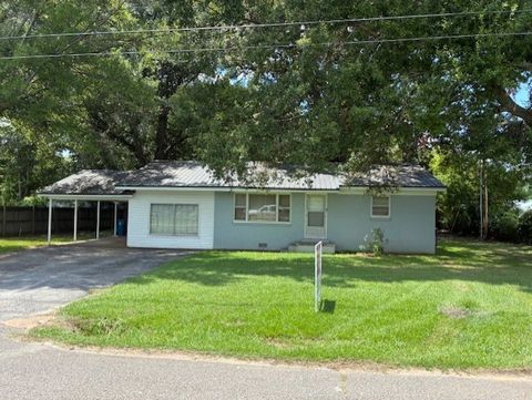 220 S Branch St Alamo TN 38001