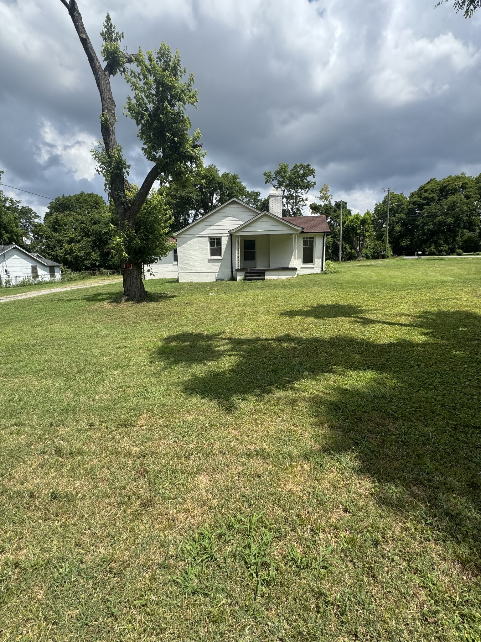 2713 Brunswick Dr
