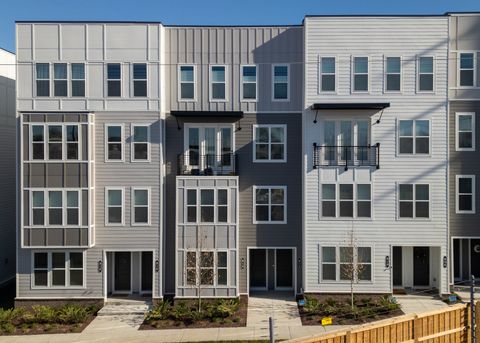 814 42nd Ave N Nashville TN 37209