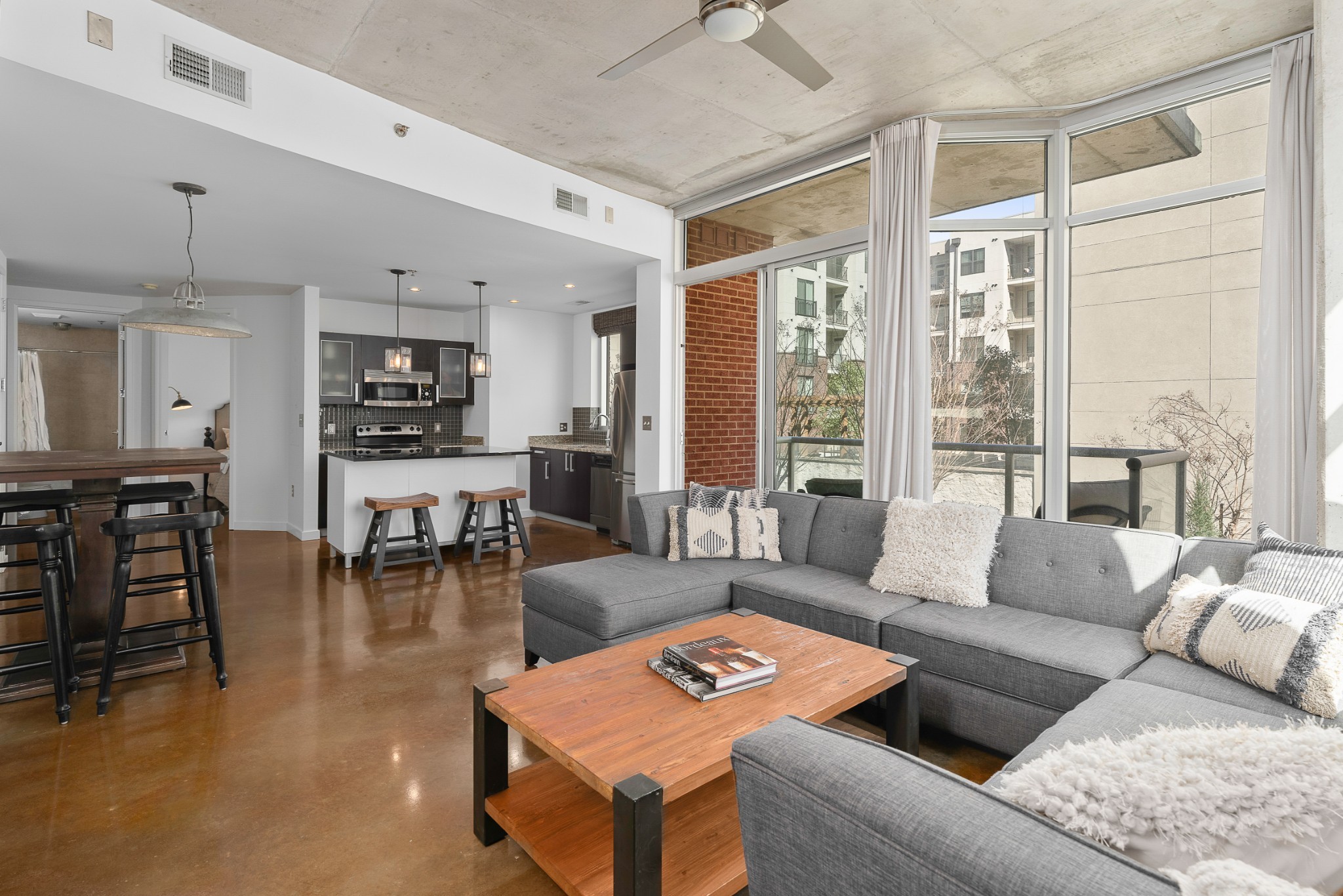 600 12th Ave S 313