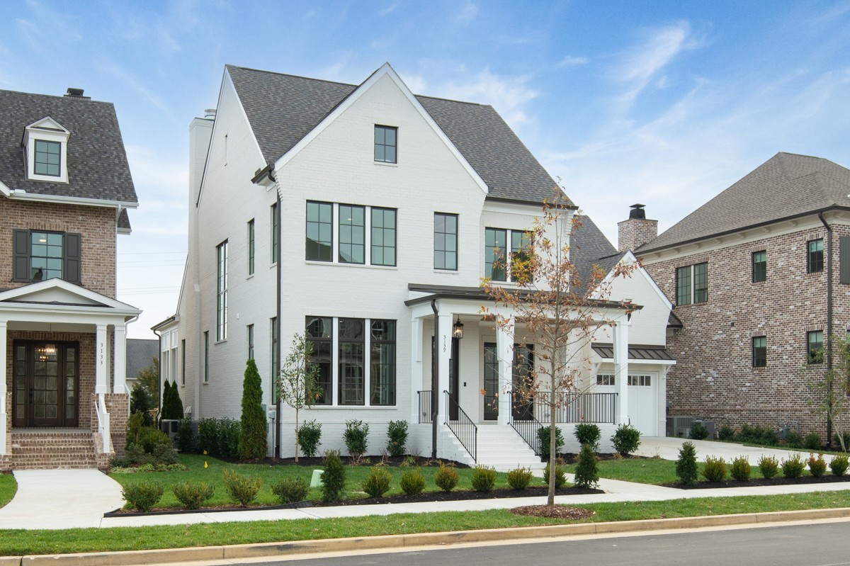 3139 Long Branch Cir