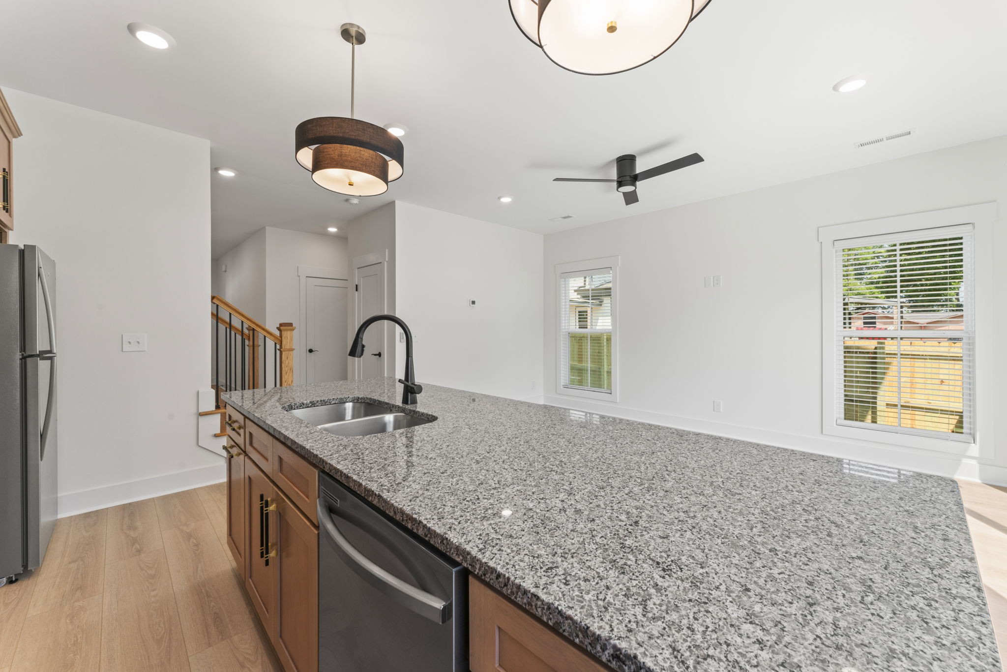 211 Porter St 211