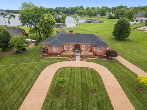 633 Bay Point Dr Gallatin TN 37066