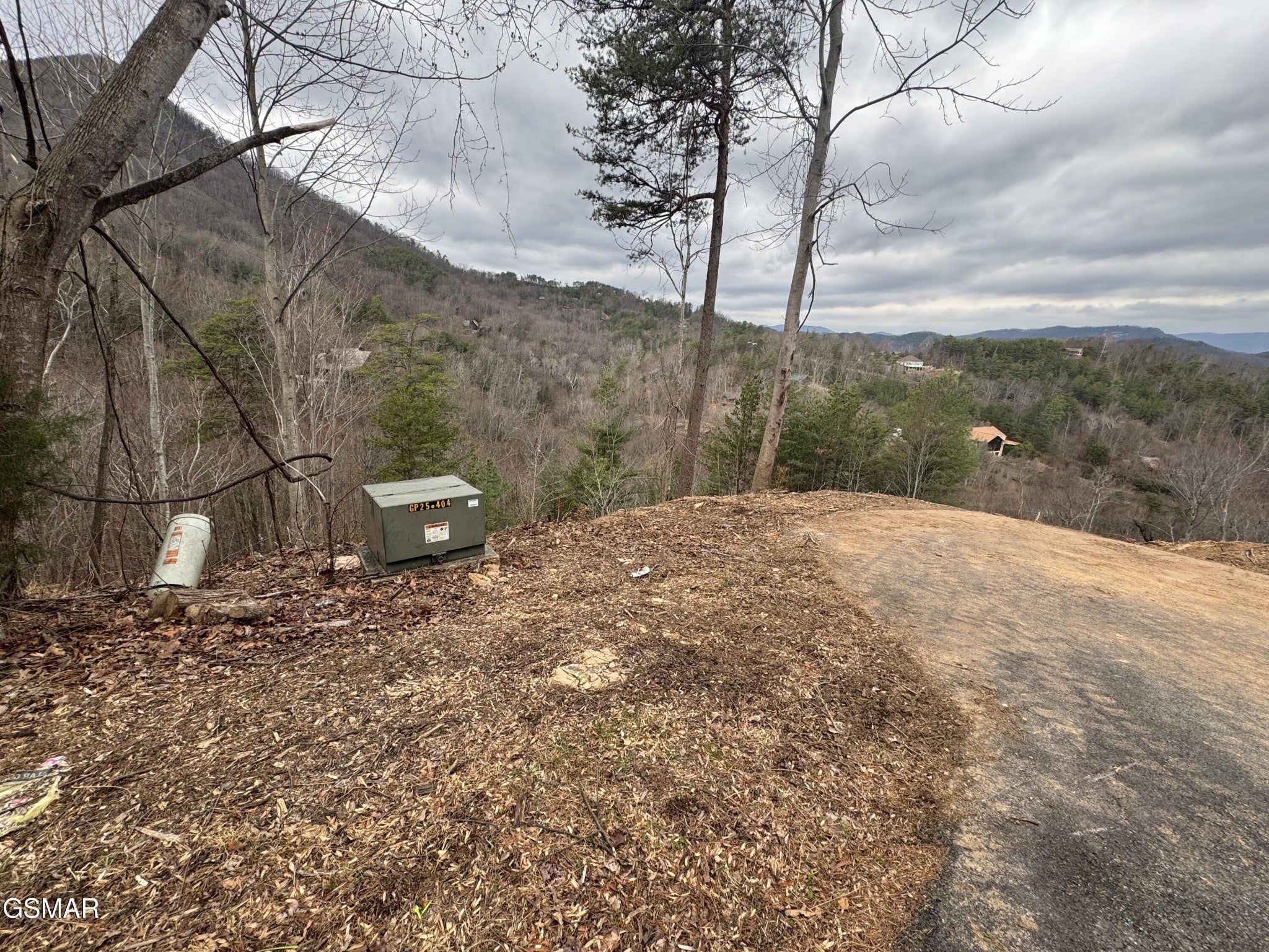 18 Hikers Path Lane