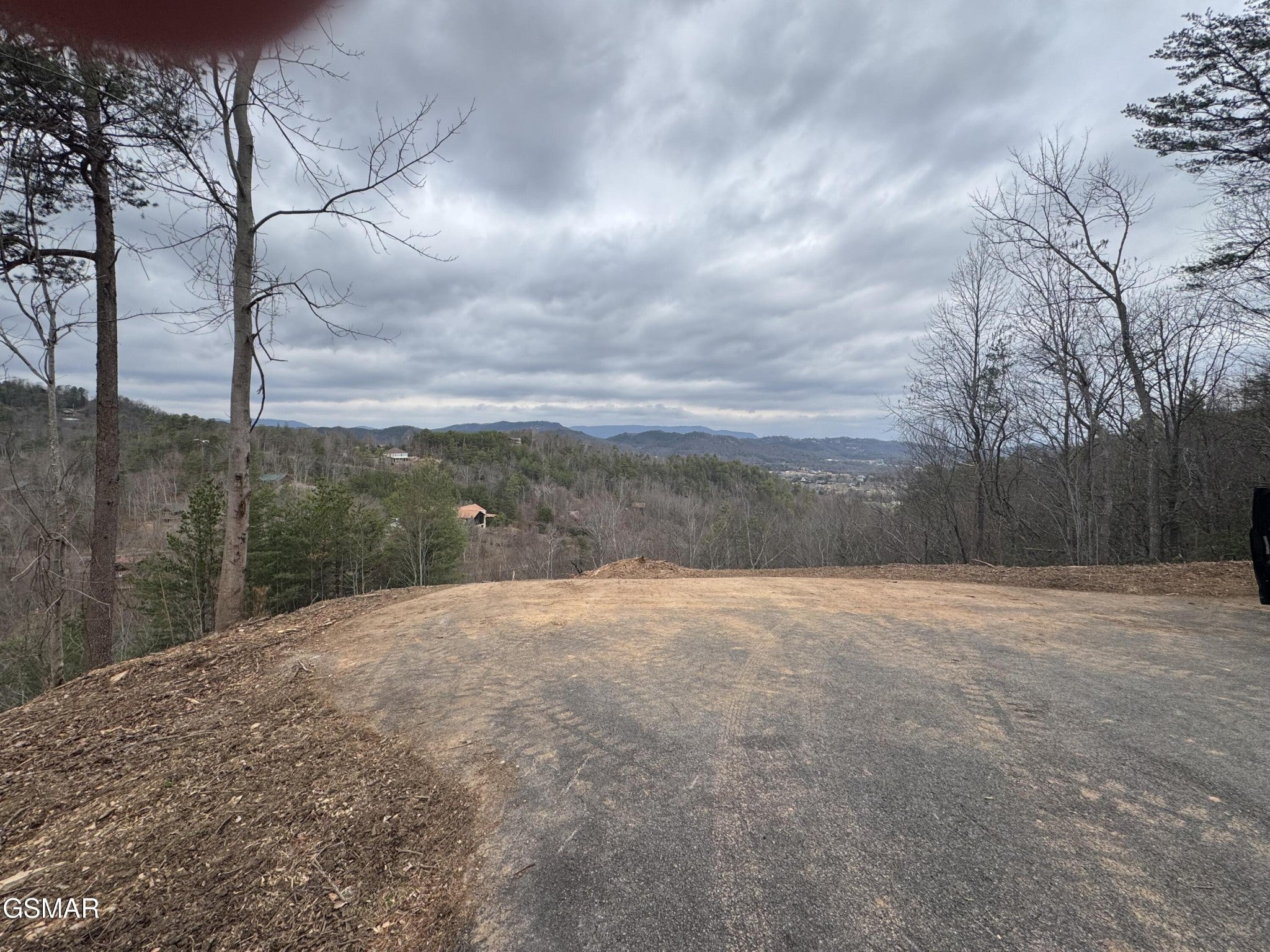 18 Hikers Path Lane