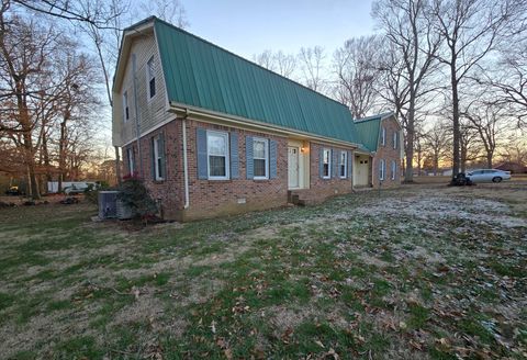 Photo of 12 Hancock Rd, Fayetteville, TN 37334 (MLS # 3124519)